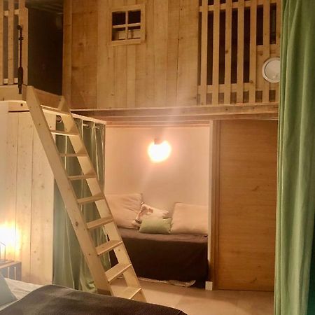 La Tour Carree Bed and Breakfast Châteauneuf-de-Gadagne Εξωτερικό φωτογραφία